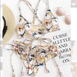 Cupshe tan floral bikini